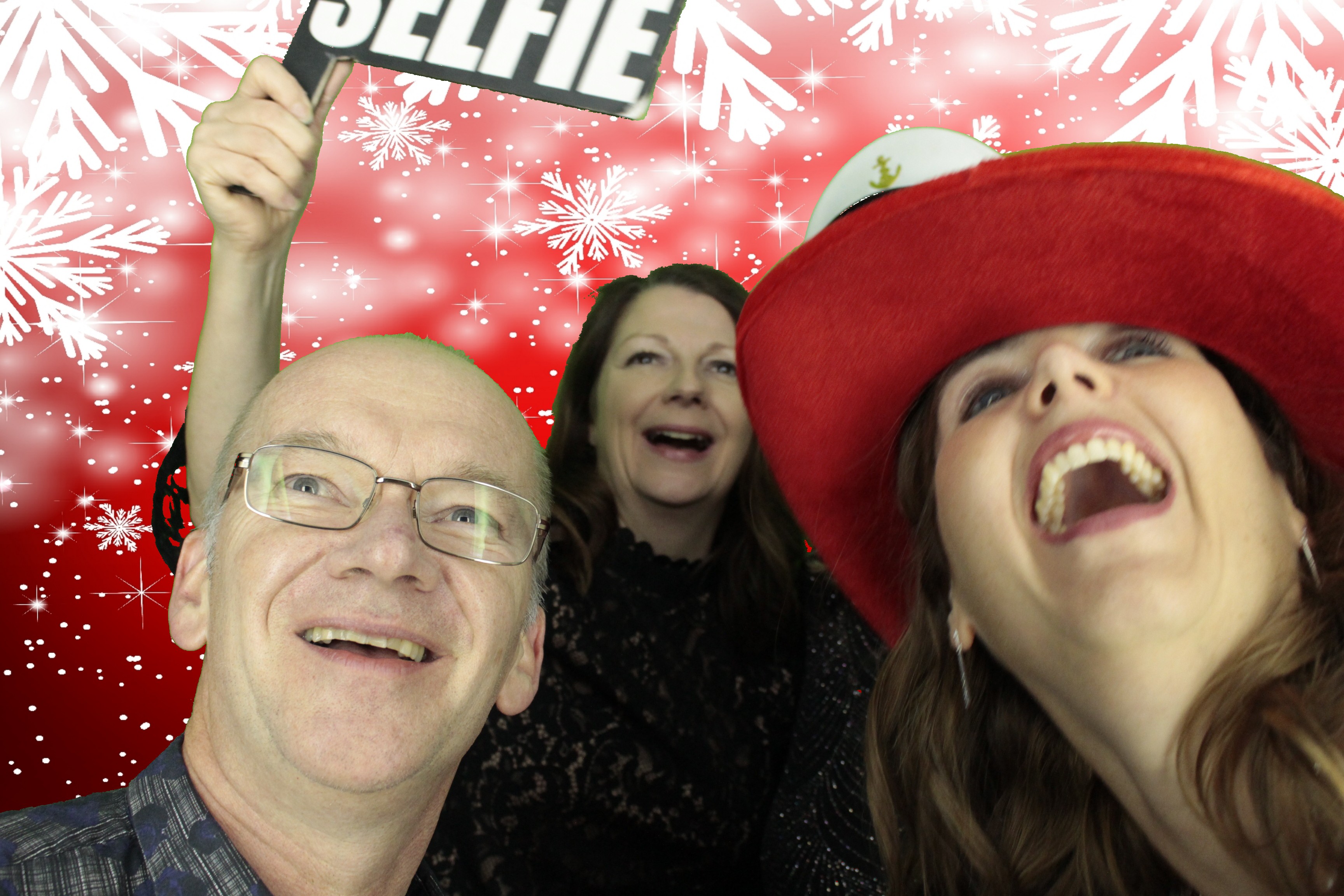 Ocean Network Express Christmas Party 2019 | View more photos from the event at gallery.myphotoboothexperience.co.uk/u/MyPhotoBoothExperienceLtd/Ocean-Network-Express-Christmas-Party-2019